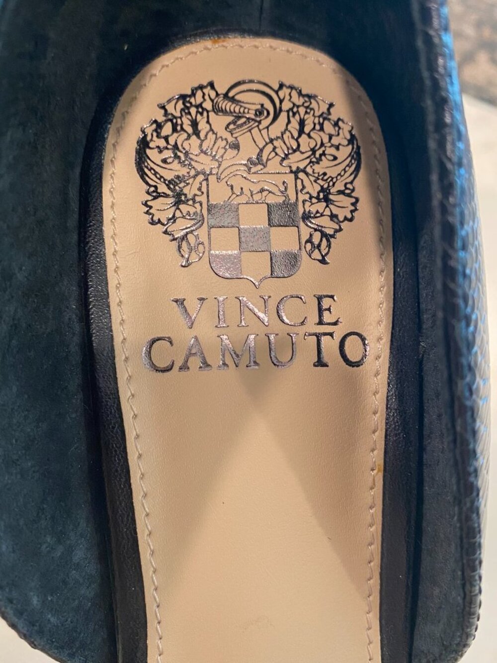 Vince Camuto Adelia Black Pointed Toe d'Orsay Heel w/ Faux Snakeskin Womens 7.5 - Picture 4 of 10